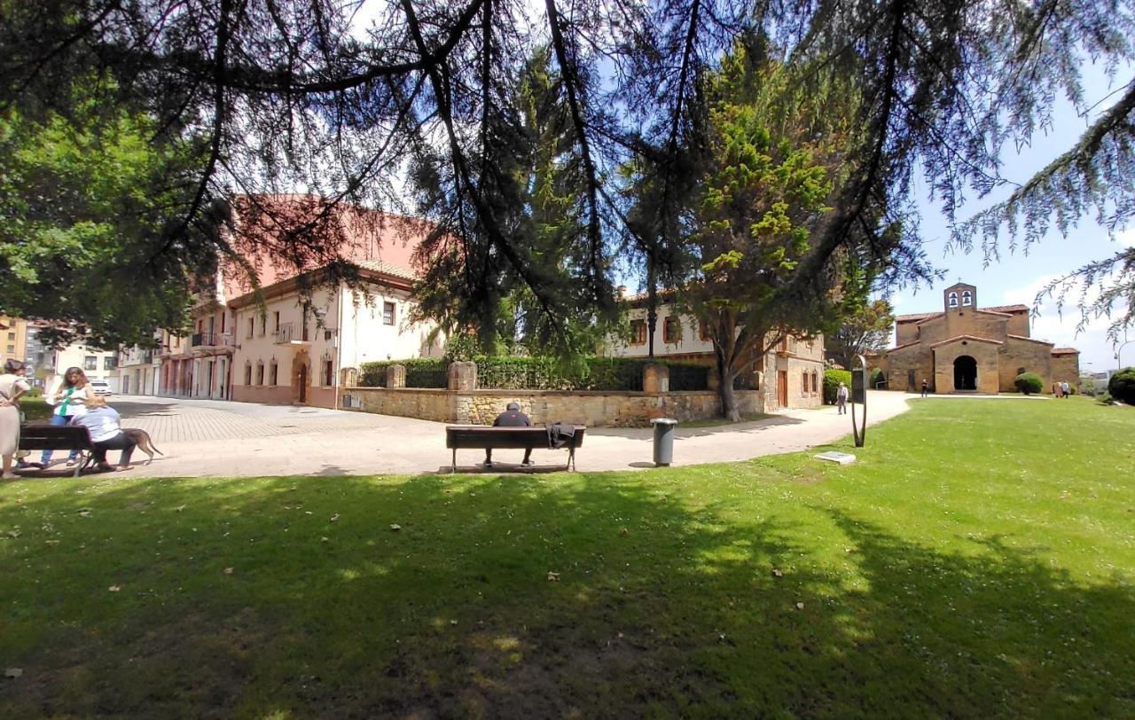 Apartamentos Santullano 1 Oviedo Esterno foto