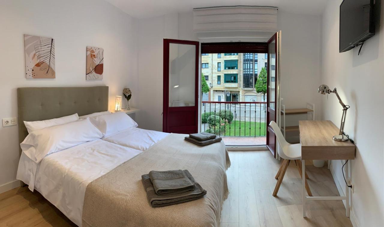 Apartamentos Santullano 1 Oviedo Esterno foto
