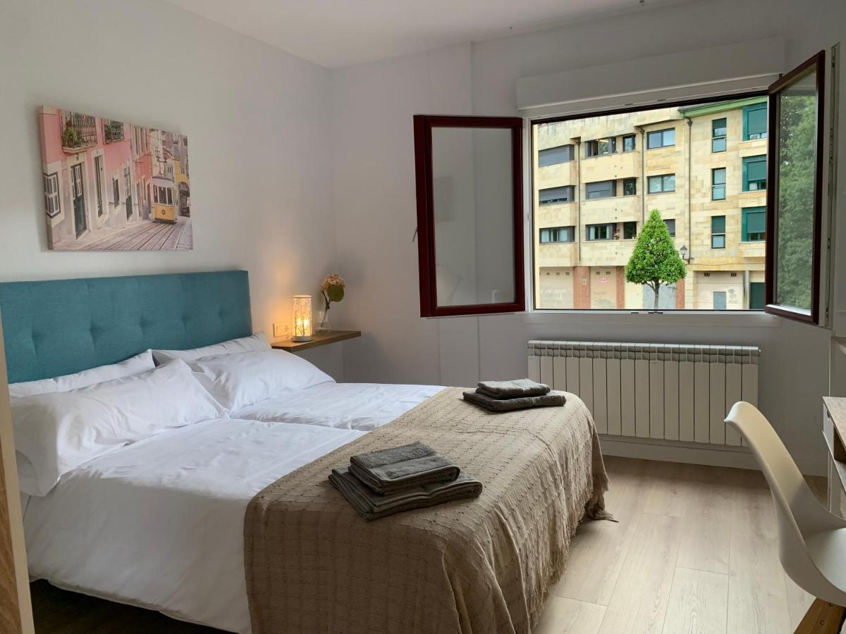 Apartamentos Santullano 1 Oviedo Esterno foto