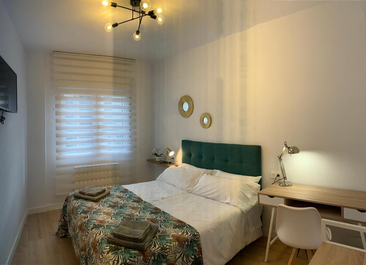 Apartamentos Santullano 1 Oviedo Esterno foto